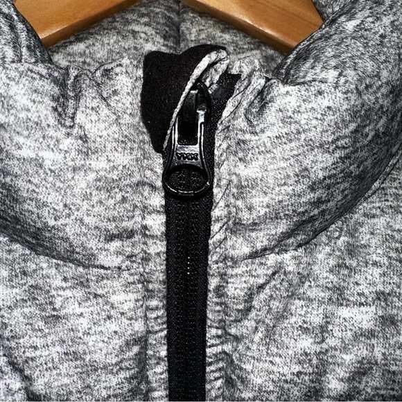 NWOT GAP Boys Marl Heather Gray Black Warmest PuffeR vest size Large - Picture 4 of 7
